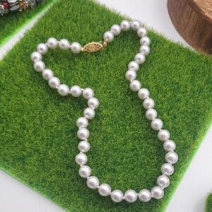 Elegant Grey Faux Pearl Necklace 16 Inch N3825 Estate